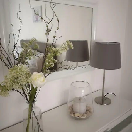 Messe Mit Balkon Apartment *